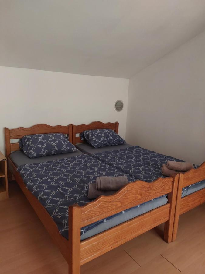 Apartmani Igercic Стиниця Екстер'єр фото